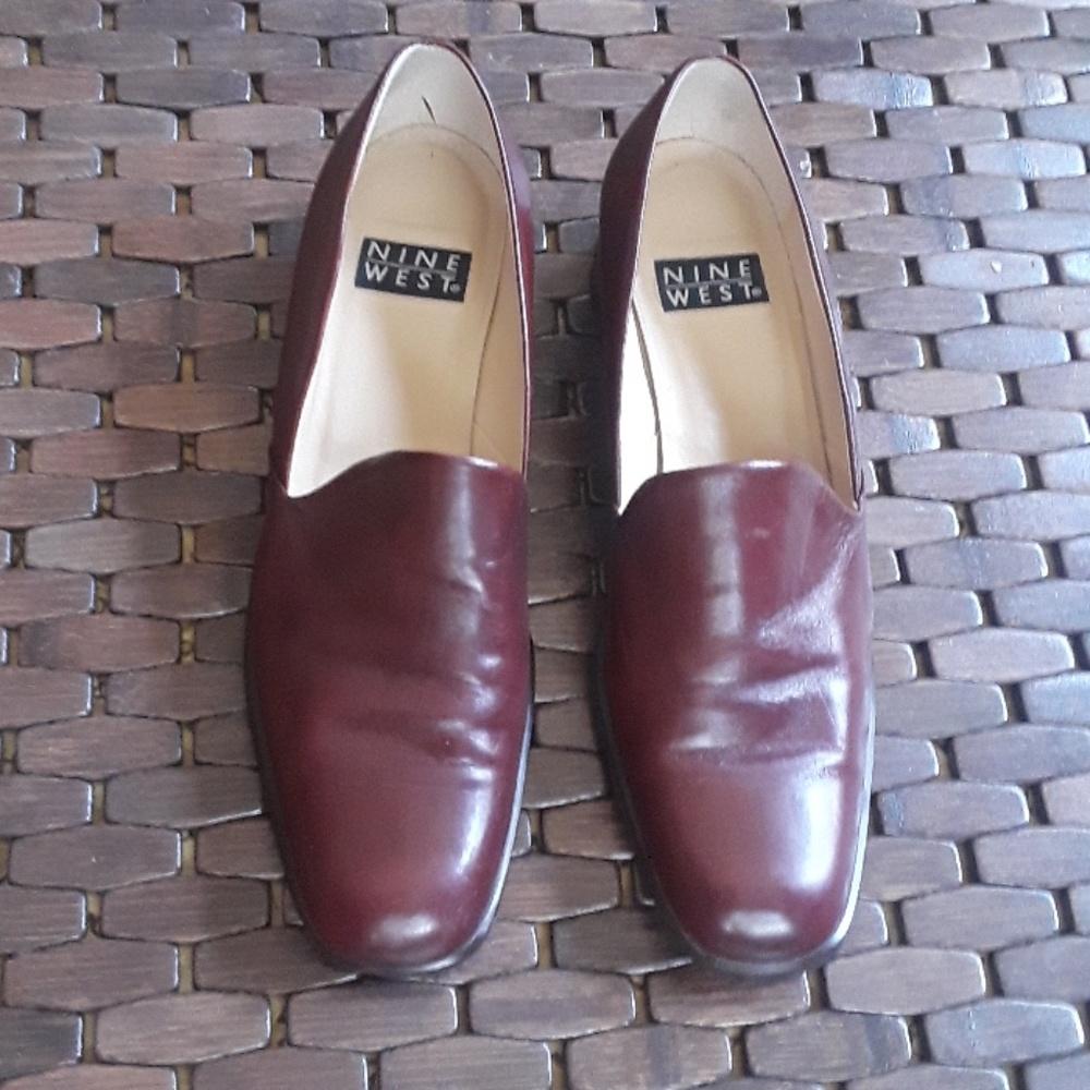 Comfortable Maroon Loafers